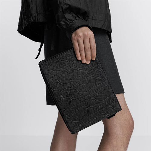 디올 A5 트라이앵글 파우치 블랙