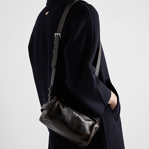 프라다 나파 레더 숄더백 다크 브라운