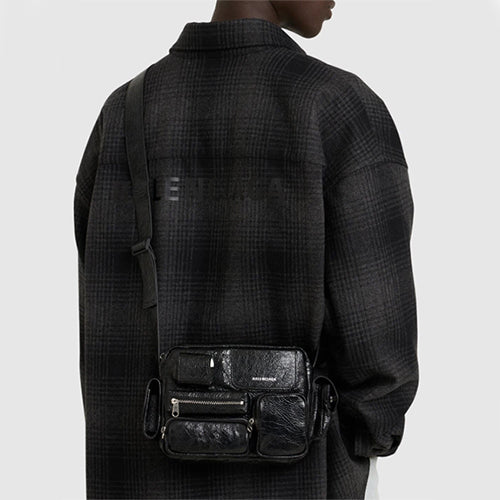 발렌시아가 수퍼비지 카메라 크로스백 블랙