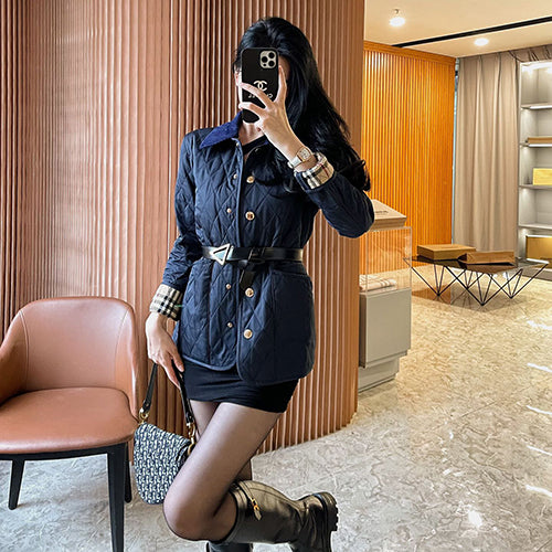 버버리 코듀로이 칼라 다이아몬드 퀼티드 자켓 네이비