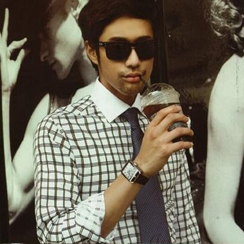 (국내배송) 오클리 홀브룩  검정렌즈 실버로고 - 연예인 천정명,이서진,하하,김남길,조동혁 착용 !! -