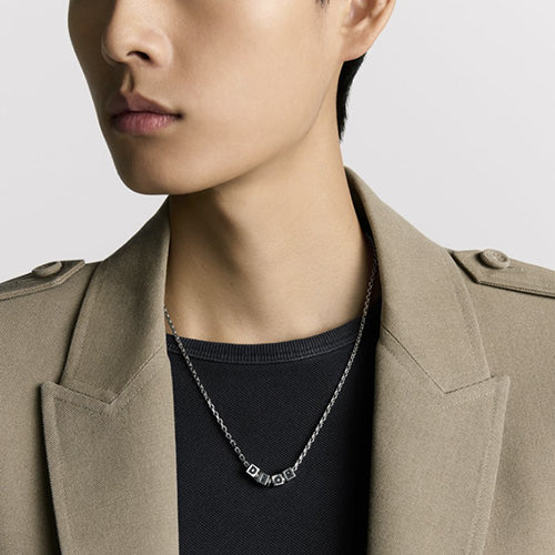 디올 큐브 펜던트 목걸이