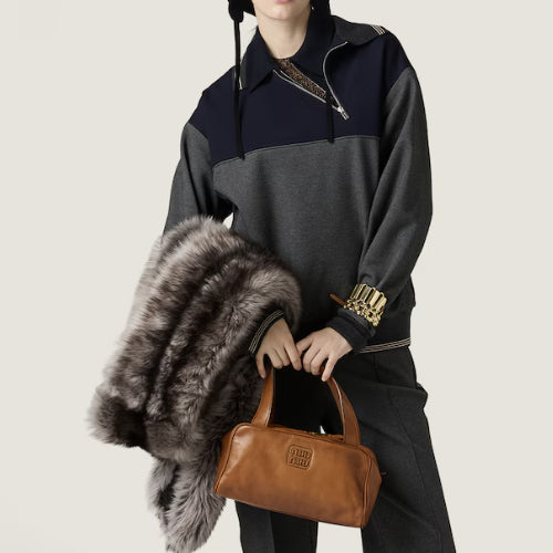 미우미우 BAULETTO 가죽 토트백 브라운