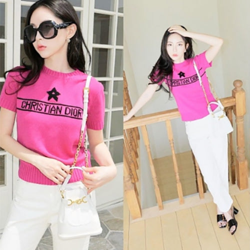 디올 스몰 세 디올 백 CD 엠보스드 버킷백 화이트 (송세라 착용)