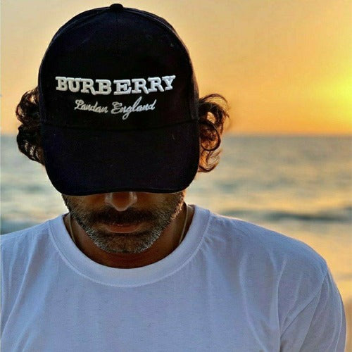 (국내배송, 당일출고) 버버리 로고 자수 볼캡