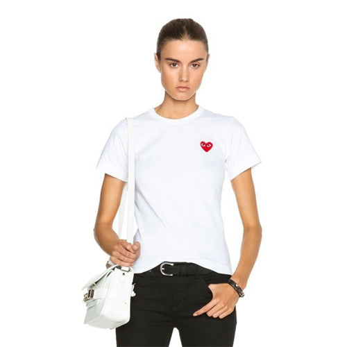 (국내배송, 당일출고) 꼼데가르송 레드패치 반팔티셔츠 white