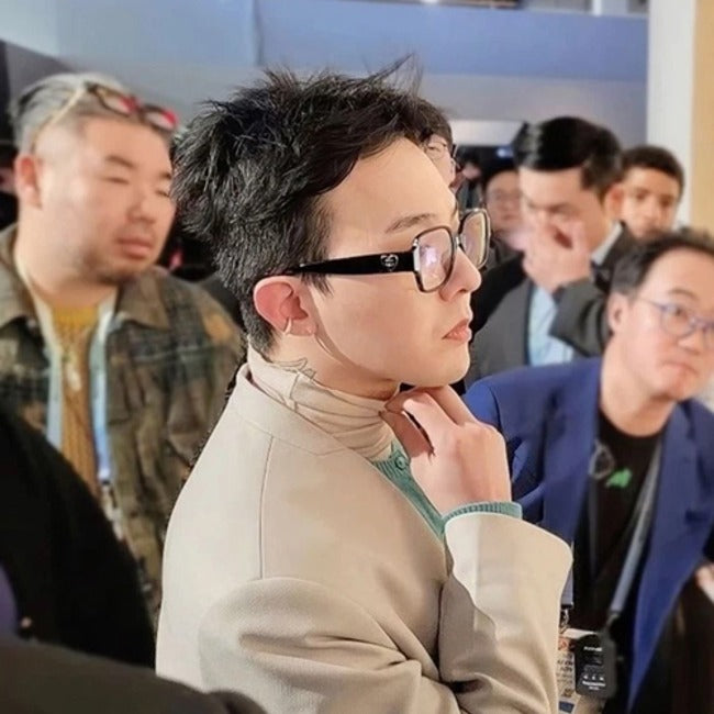 (국내배송) 샤넬 하트 장식 스퀘어 안경테 (GD 착용)