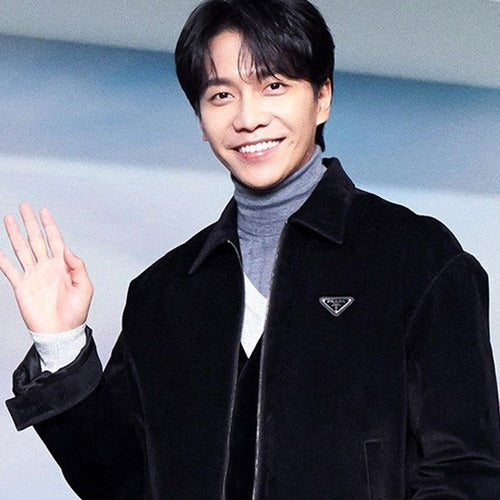 (국내배송, 당일출고) 프라다 벨벳 블루종 자켓 (이승기, 송강 착용)