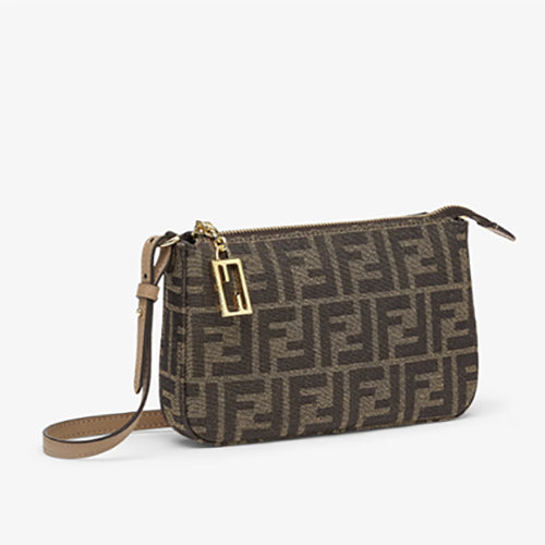 펜디 FF 바게트 체인 바게트 파우치